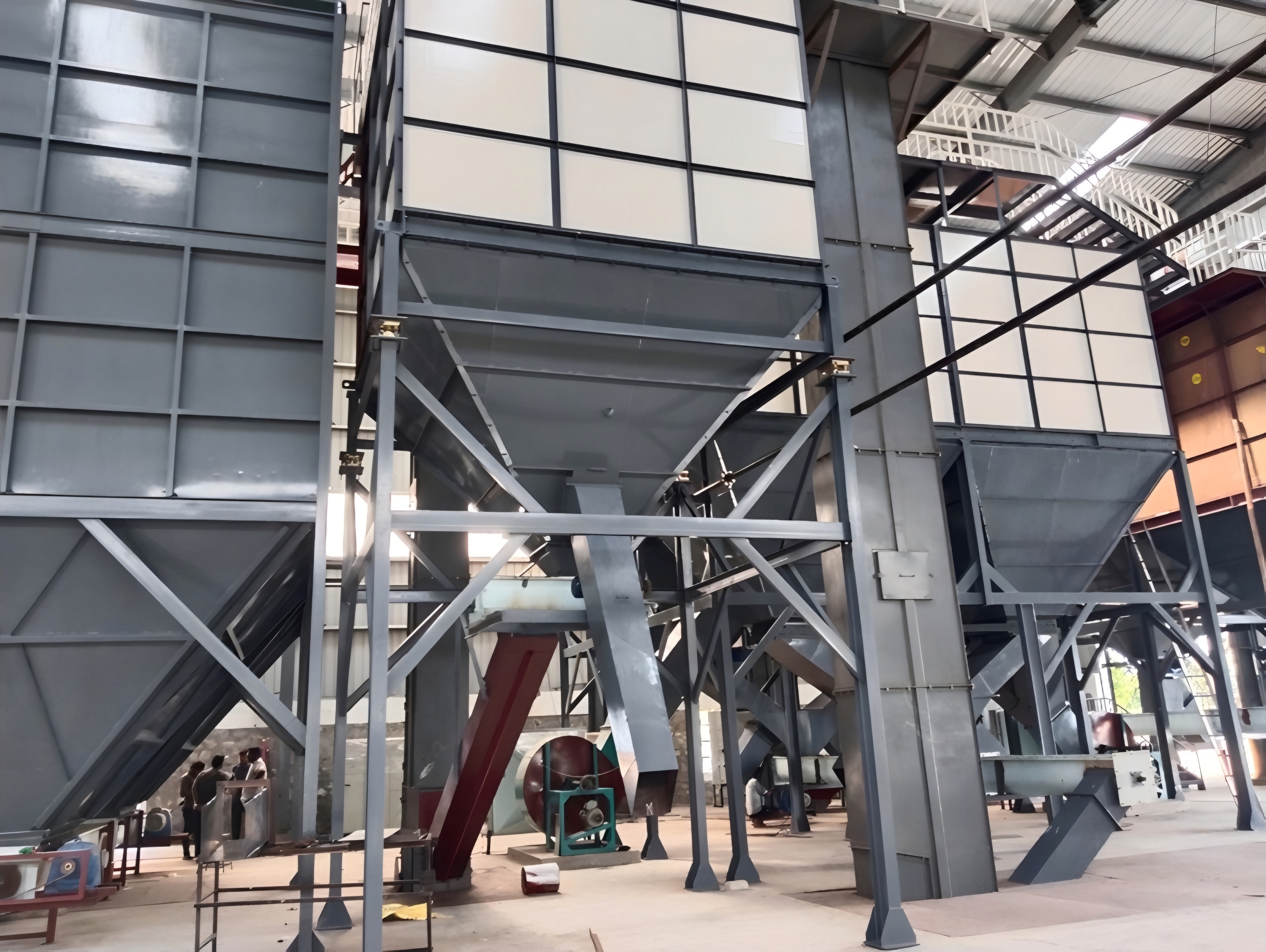Industrial facility hoppers